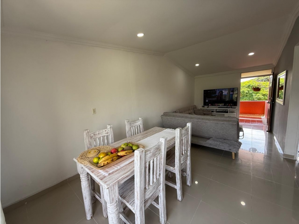 Se vende apartamento en Napoles (JPG) CW:9307769 — foto 2
