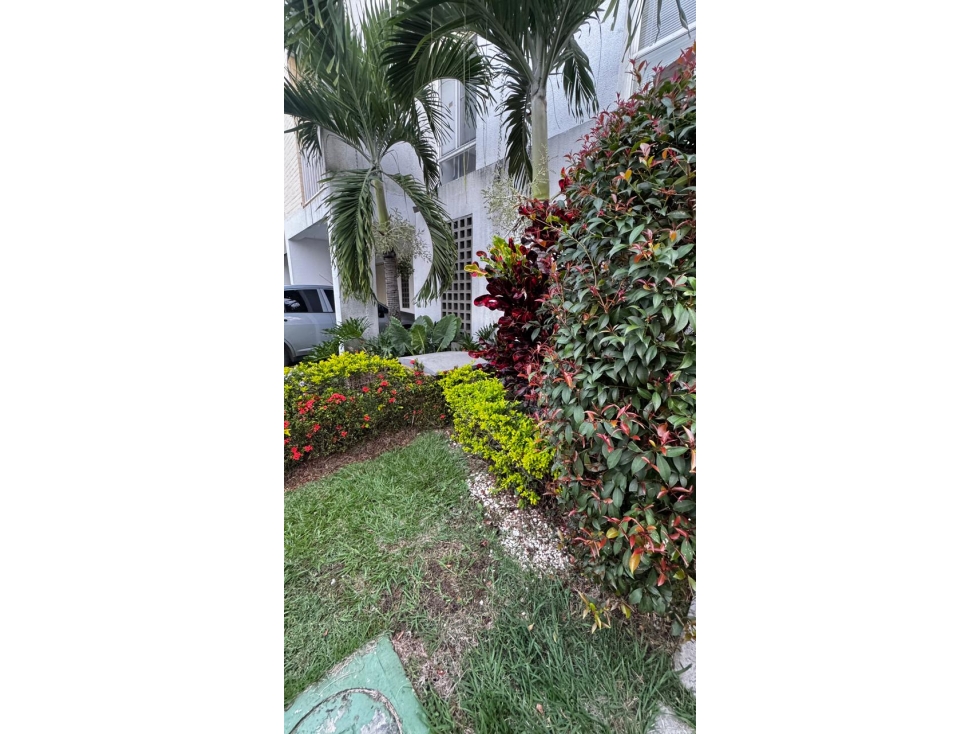 VENDO LINDA CASA 2 PISOS EN EL CASTILLO (P.Z) CW:9455403 — foto 5