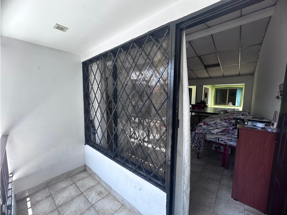 VENDO CASA TRIFAMILIAR EN EL BARRIO DEPARTAMENTAL (F.N) CW:9558375 — foto 4