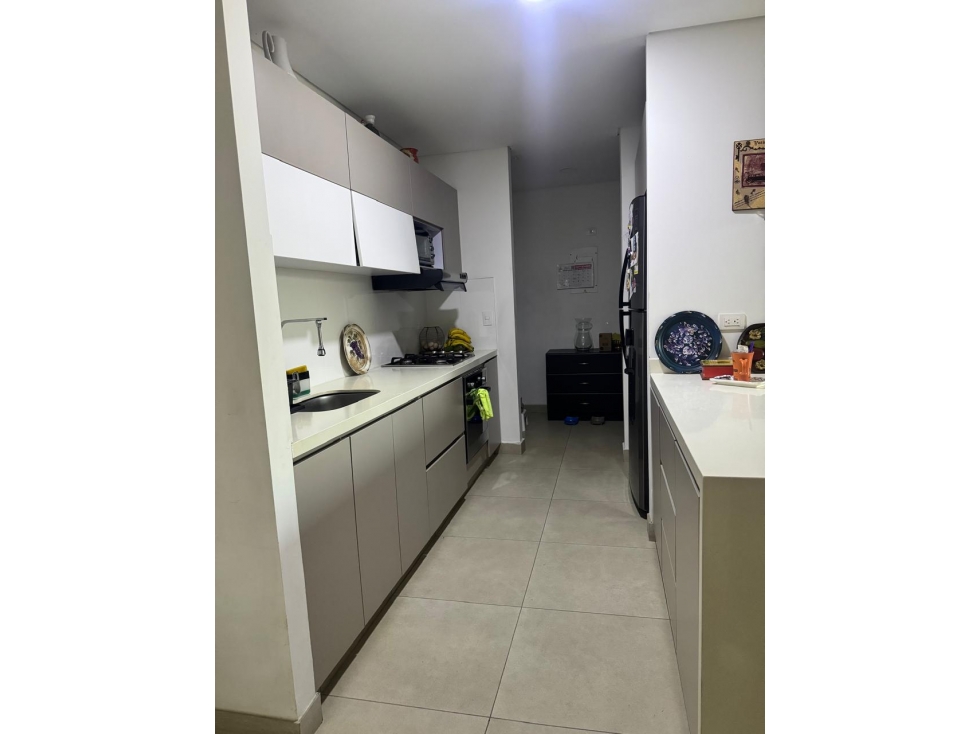 MODERNO APTO EN VENTA EN VALLE DEL LILI (FG) CW: 9621343 — foto 3