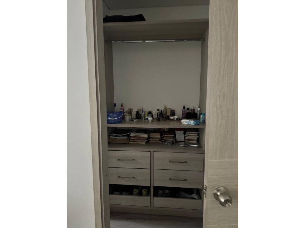 MODERNO APTO EN VENTA EN VALLE DEL LILI (FG) CW: 9621343 — foto 6