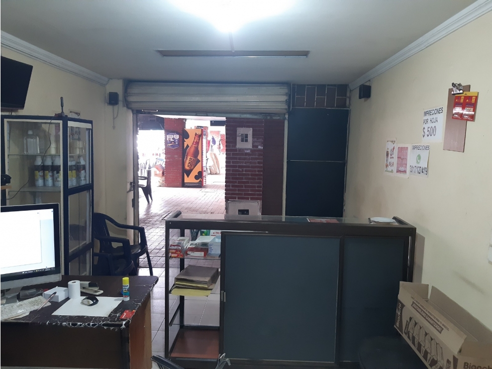 VENDO LOCAL COMERCIAL EN CENCAR VIA CALI-YUMBO (D.M) CW:9651053 - 2