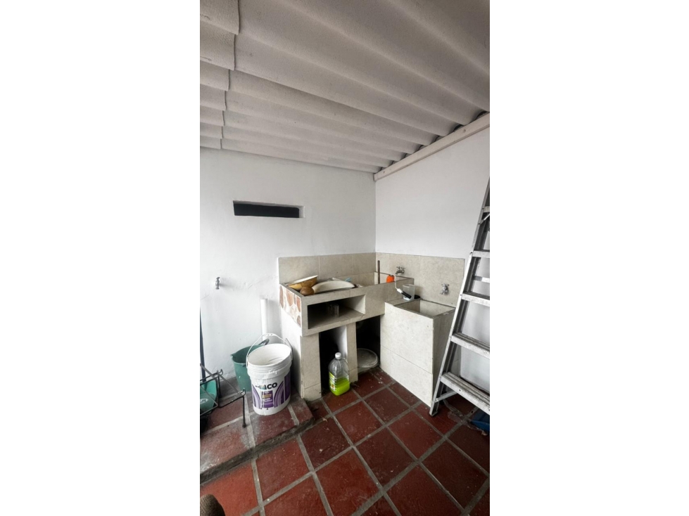 VENDO CASA DE 1 PISO EN VIPASA (P.Z) CW:9657034 — foto 5