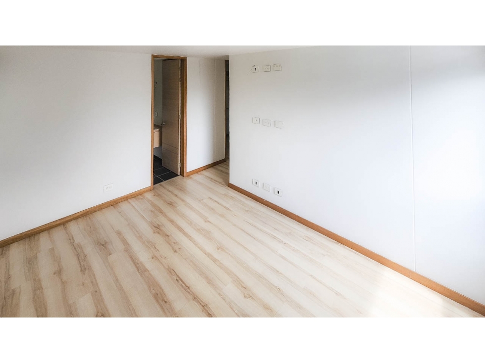 Apartamento en venta en Envigado sector Loma de Benedictinos — foto 4