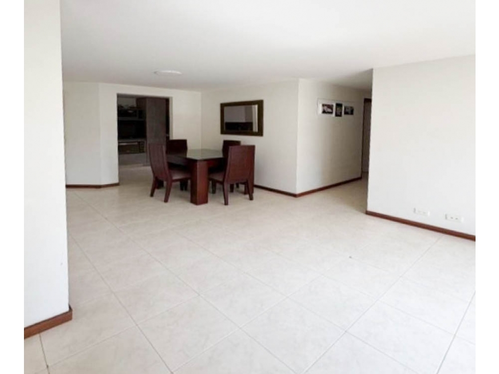 Apartamento En Venta En Loma De Los Bernal — foto 4