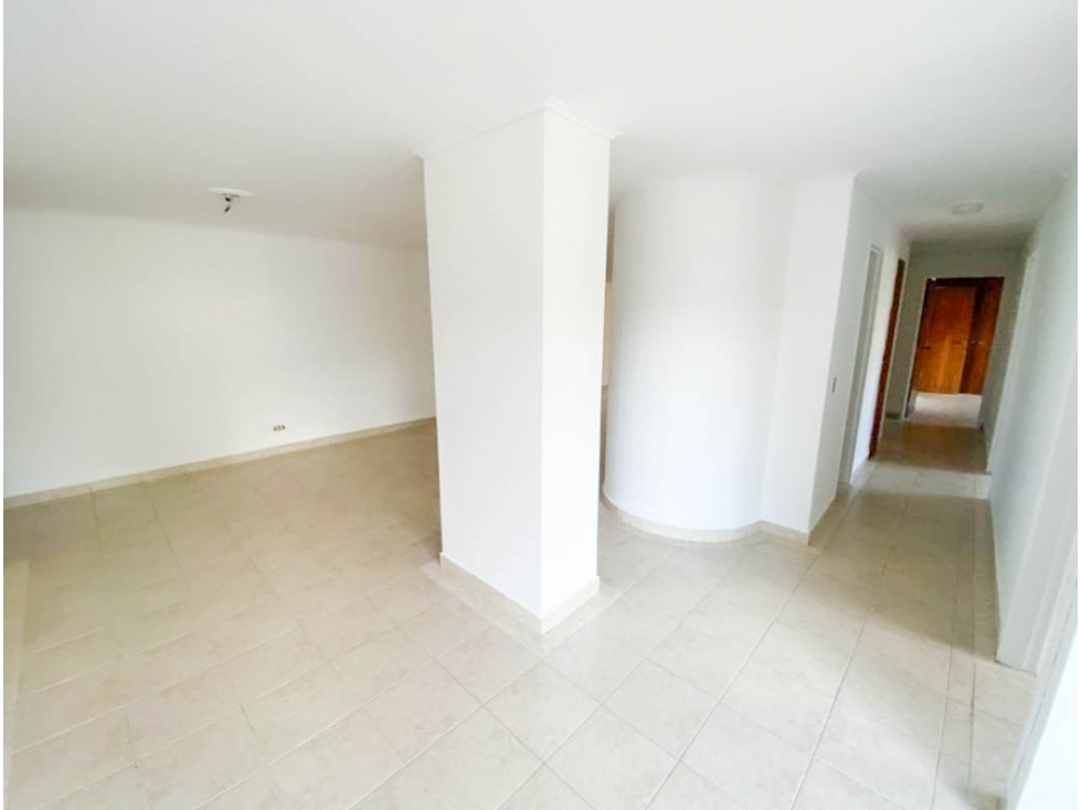 Apartamento con Terraza en Venta En Suramericana Laureles — foto 2