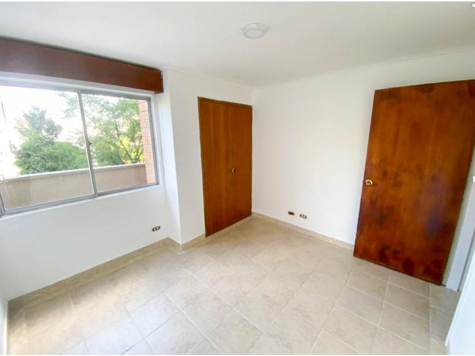 Apartamento con Terraza en Venta En Suramericana Laureles — foto 6