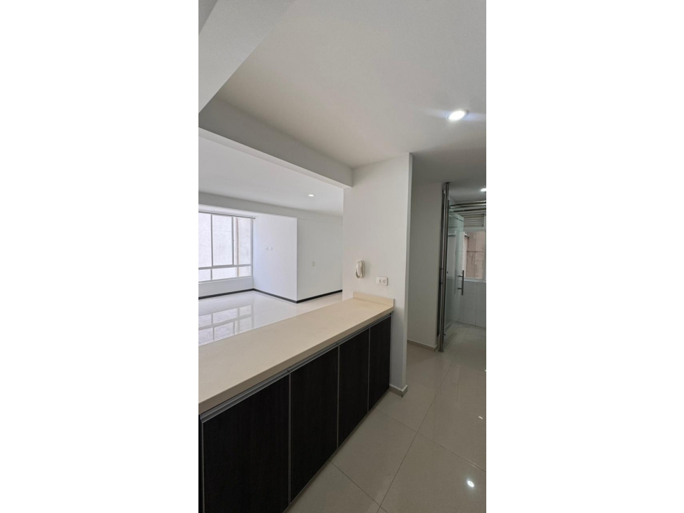 VENDO LINDO APARTAMENTO PISO 3 EN VALLE DEL LILI (P.Z) CW:9826613 — foto 3