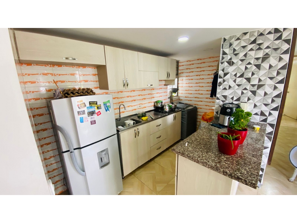 SE VENDE APARTAMENTO PISO 1 EN CIUDAD MELENDEZ (L.O) CW:9829378 — foto 3
