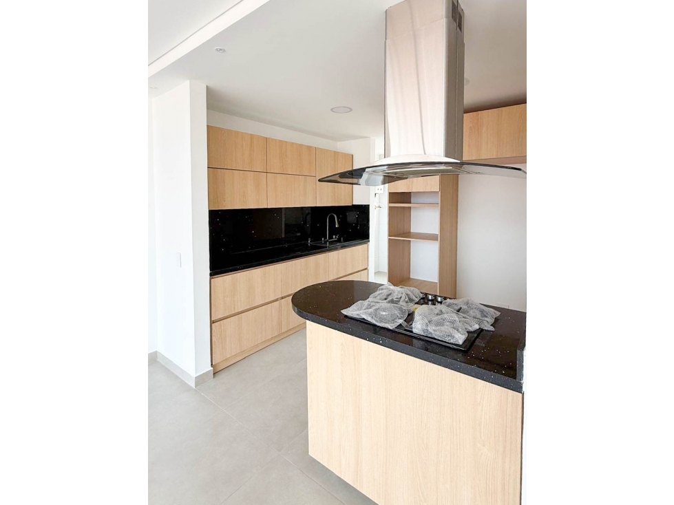 Penthouse Duplex Remodelado en venta en Laureles Conquistadores — foto 2
