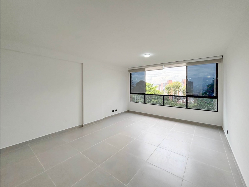 Apartamento Remodelado en venta en El Poblado Las Palmas — foto 4