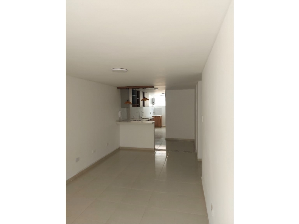 VENDO APARTAMENTO PISO 3 EN EDIFICIO EN GRANADA (D.M) CW:9885394 — foto 4