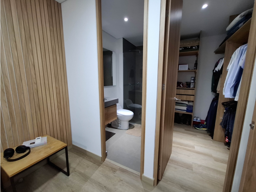Apartamento en venta en Laureles Los Colores — foto 3