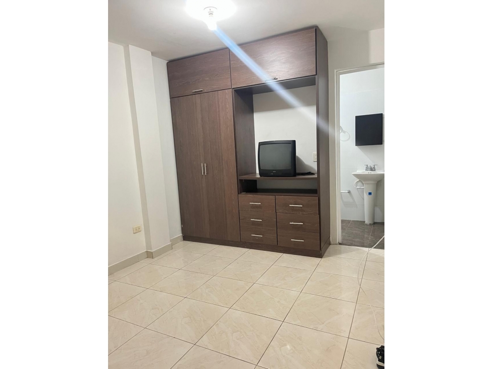 VENDO CASA DE 3 PISOS INDEPENDIENTES EN VALLE DEL LILI (F.D)CW:9901913 — foto 3