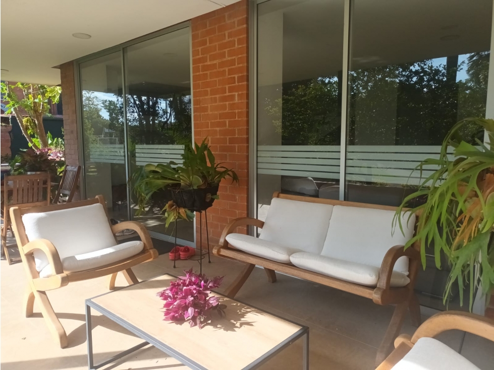 VENDO LINDA CASA REMODELADA EN EL CASTILLO (A.M) CW:9920935 — foto 4