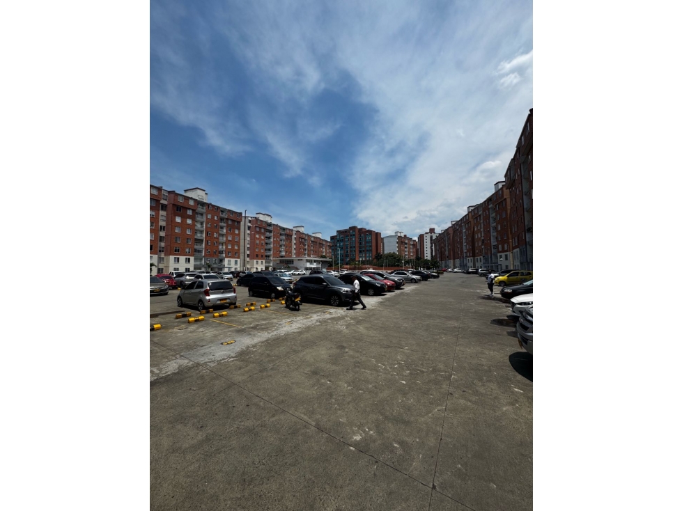 VENDO APTO REMODELADO 5P C/A Y PARQ. EN GUADALUPE REAL (FG)W.9986769 — foto 3