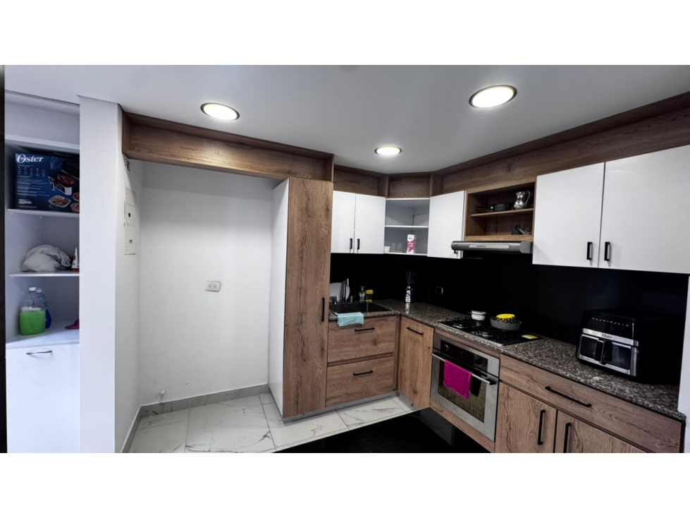 VENDO CASA 3 NIVELES EN CONDOMINIO EN VALLE DEL LILI (P.Z) CW:10026467 — foto 2