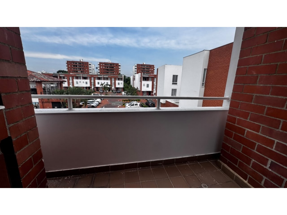 VENDO CASA 3 NIVELES EN CONDOMINIO EN VALLE DEL LILI (P.Z) CW:10026467 — foto 4