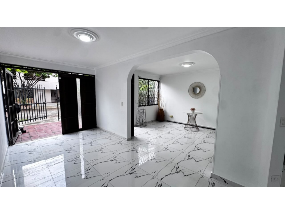 VENDO CASA DE 2 PISOS UNIFAMILIAR EN LA FLORA (P.Z) CW:10036014 — foto 5