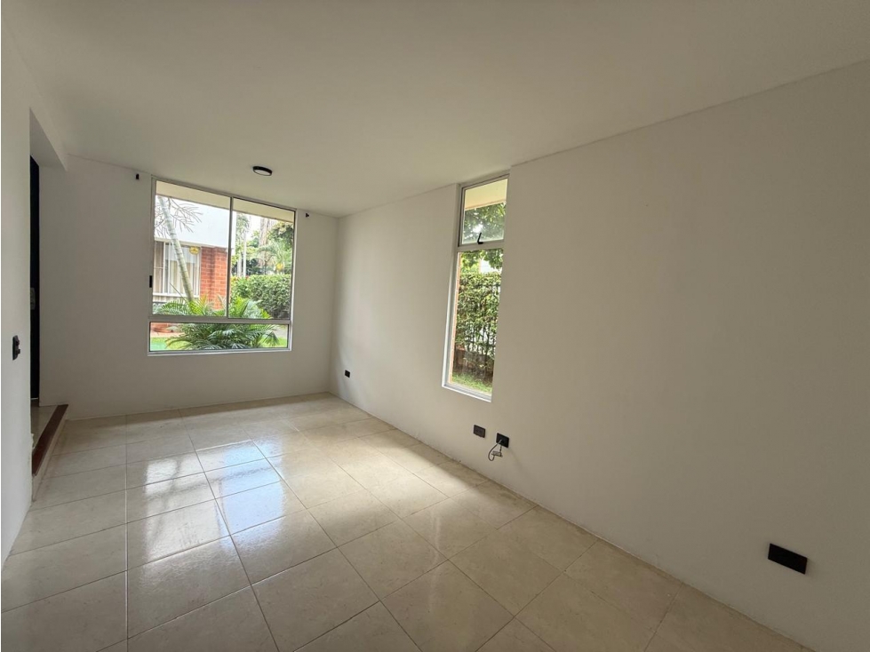 VENDO CASA ESQUINERA EN CONDOMINIO EN VALLE DEL LILI (K.T) CW:10125941 — foto 3