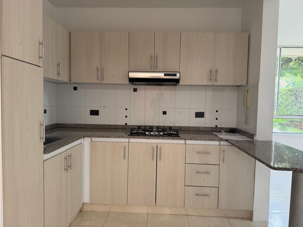 VENDO CASA ESQUINERA EN CONDOMINIO EN VALLE DEL LILI (K.T) CW:10125941 — foto 4