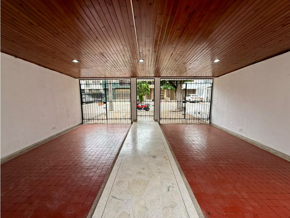 VENDO CASA DE 2 NIVELES EN EL BARRIO LA FLORA (I.K) CW: 10200492 — foto 6