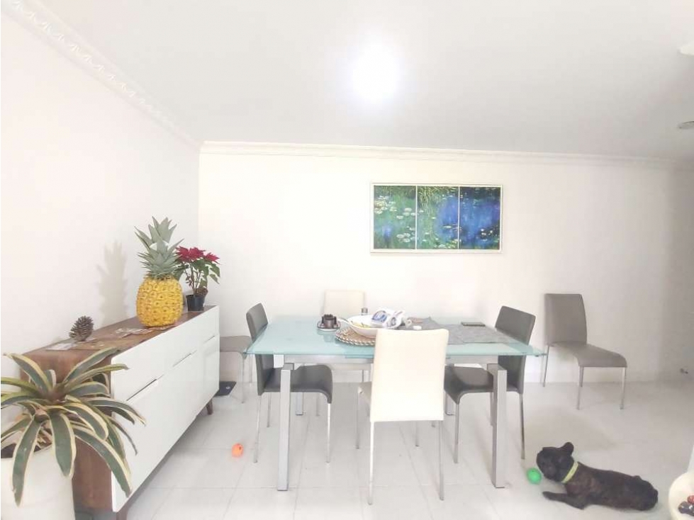 VENDO APARTAMENTO EN LA LOMA DE SAN JULIAN EL POBLADO DE 92 m², PISO 3