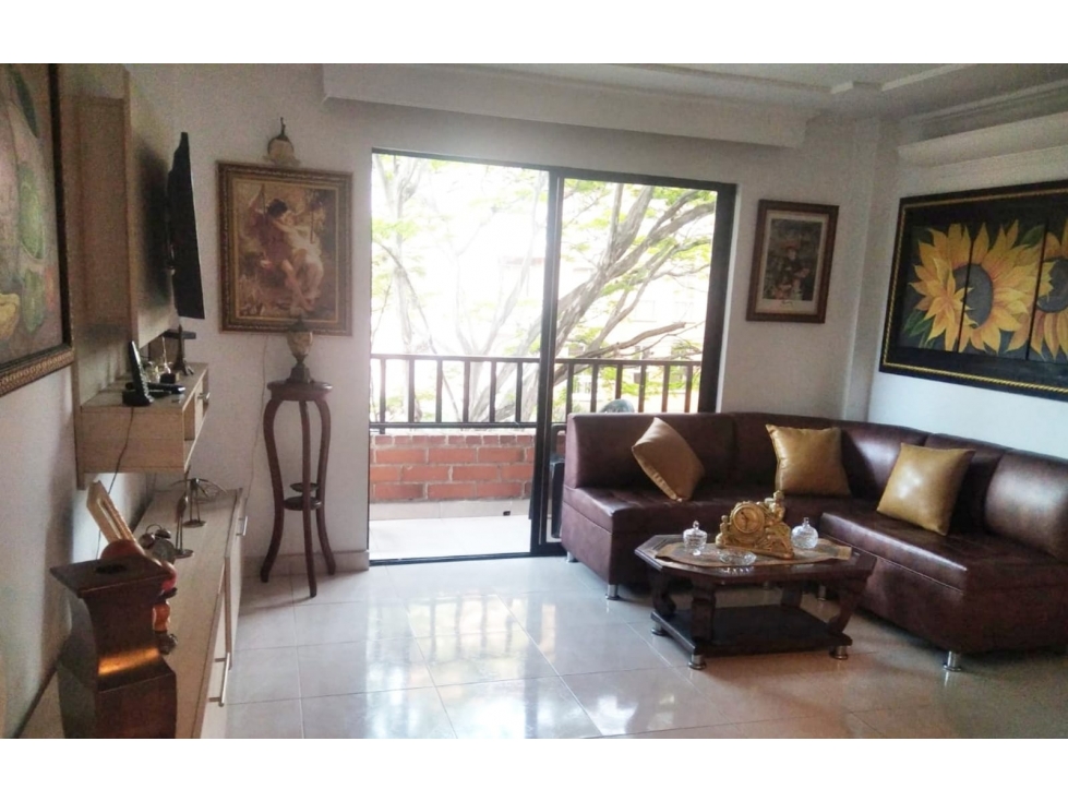 VENDO APARTAMENTO EN LAURELES NOGAL - LOS ALMENDROS DE 98 m², PISO 4