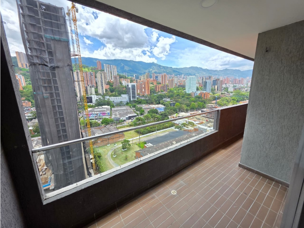 VENDO APARTAMENTO EN CIUDAD DEL RIO DE 73 m² Y PISO ALTO