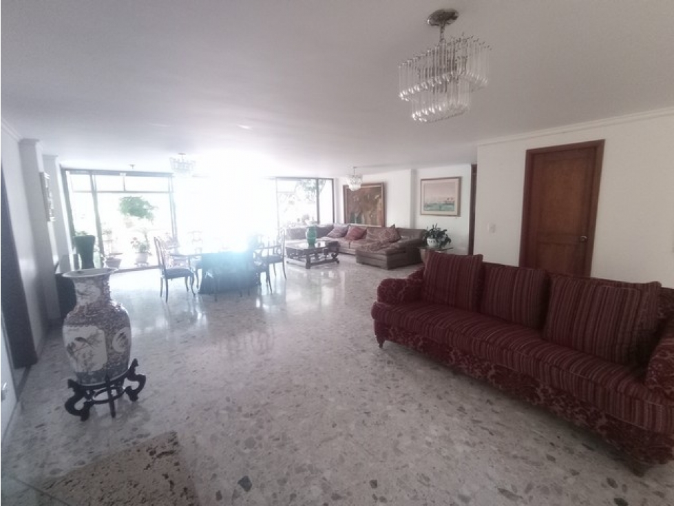 VENDO APARTAMENTO CLÁSICO DE 203 m² EN SECTOR LA CONCHA DEL POBLADO — foto 4