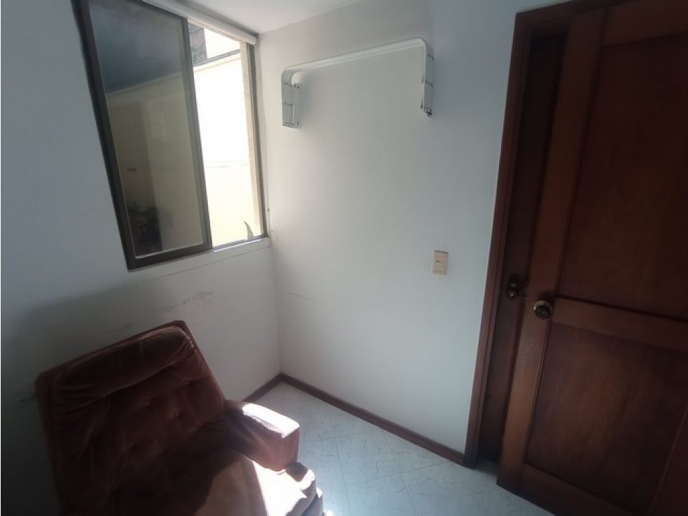 VENDO APARTAMENTO CLÁSICO DE 203 m² EN SECTOR LA CONCHA DEL POBLADO — foto 6