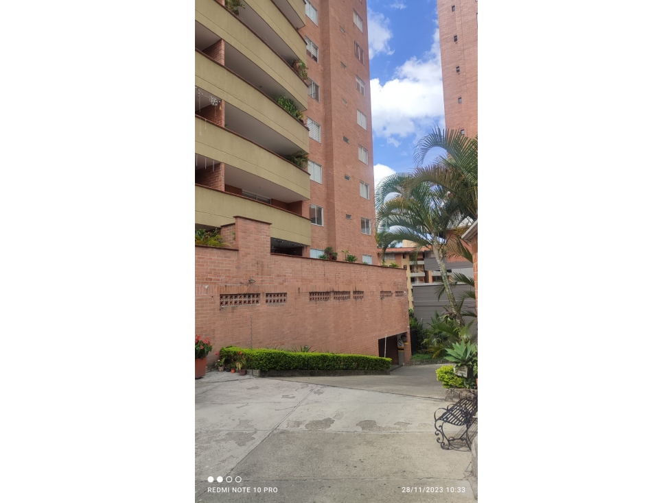 VENDO APARTAMENTO DE 290 m² PISO 2 EN ENVIGADO SECTOR LAS BRUJAS — foto 2
