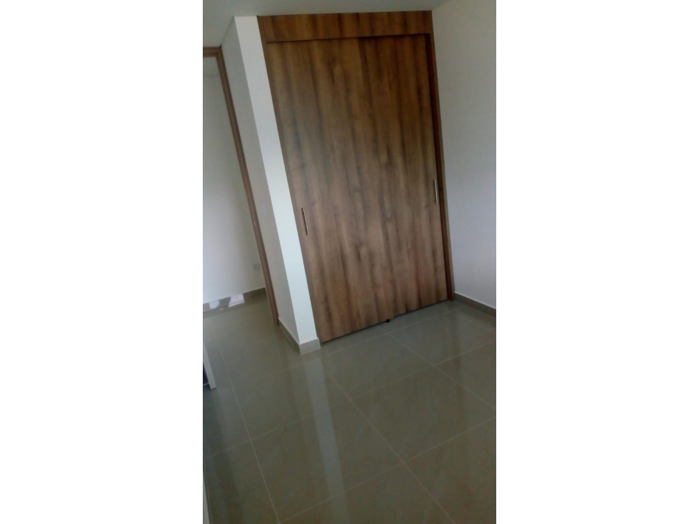 VENDO APARTAMENTO DE 77 m², PISO 23 EN SABANETA FRONTERA CON ENVIGADO — foto 4