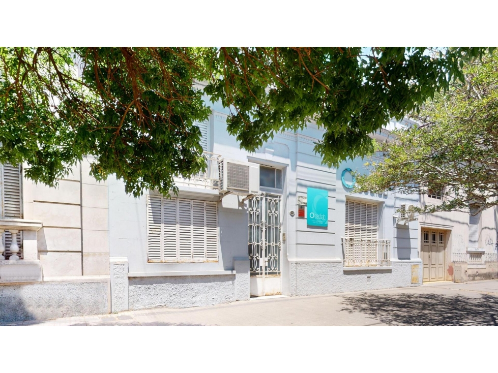 CLINICA / OFICINAS EN VENTA LA PLATA - 2