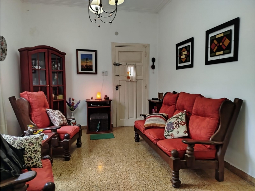 PH al frente en venta, con 2 patios de 4 ambientes, San Carlos - 3