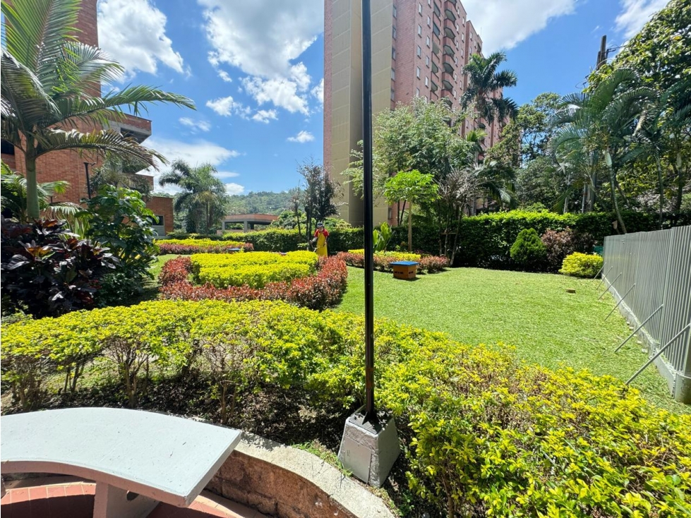Apartamento En Venta En Los Colores