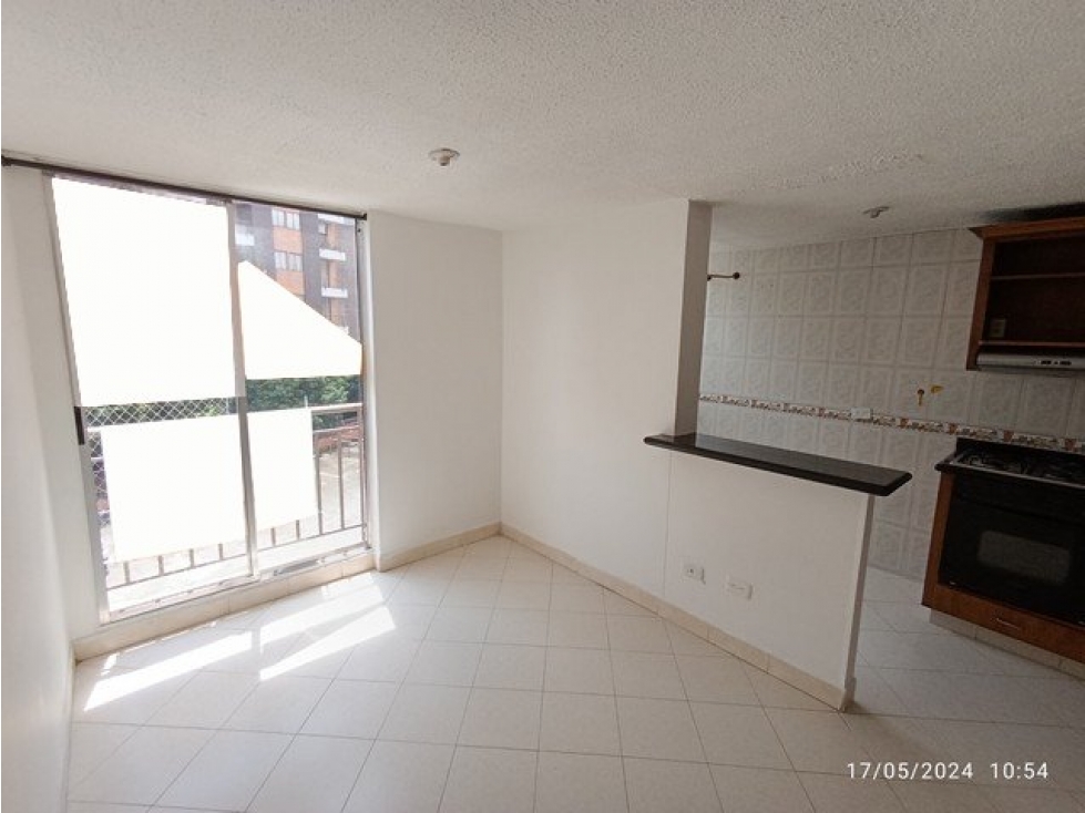 VENDO APARTAMENTO EN SECTOR CAMINO VERDE EN ENVIGADO DE 62 m², PISO 4 — foto 2