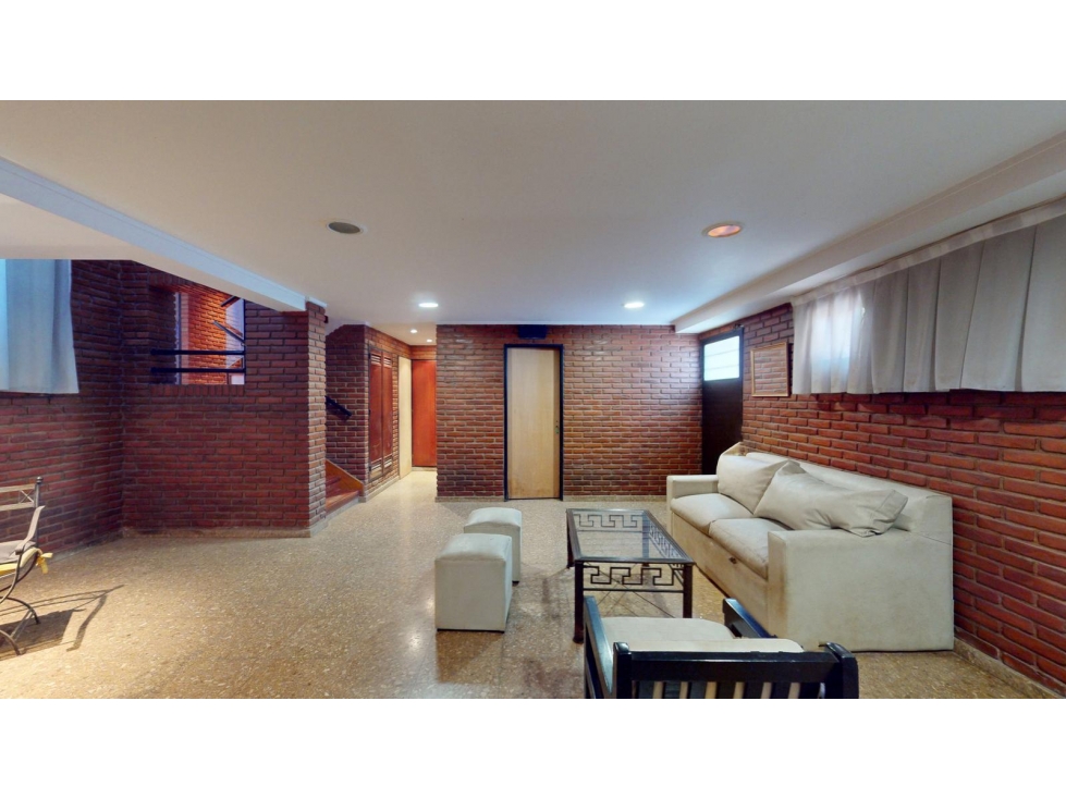 Casa venta 5 Dormitorios - 2