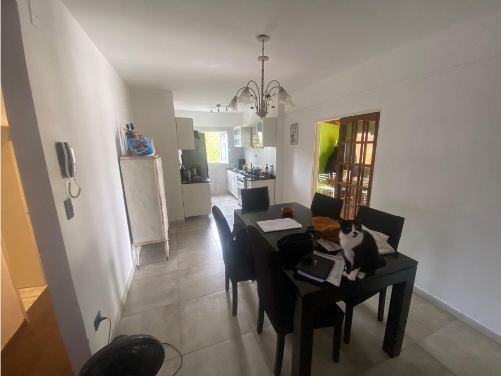 Departamento en venta Los Hornos - 3 Habitaciones - Terraza privada - 5