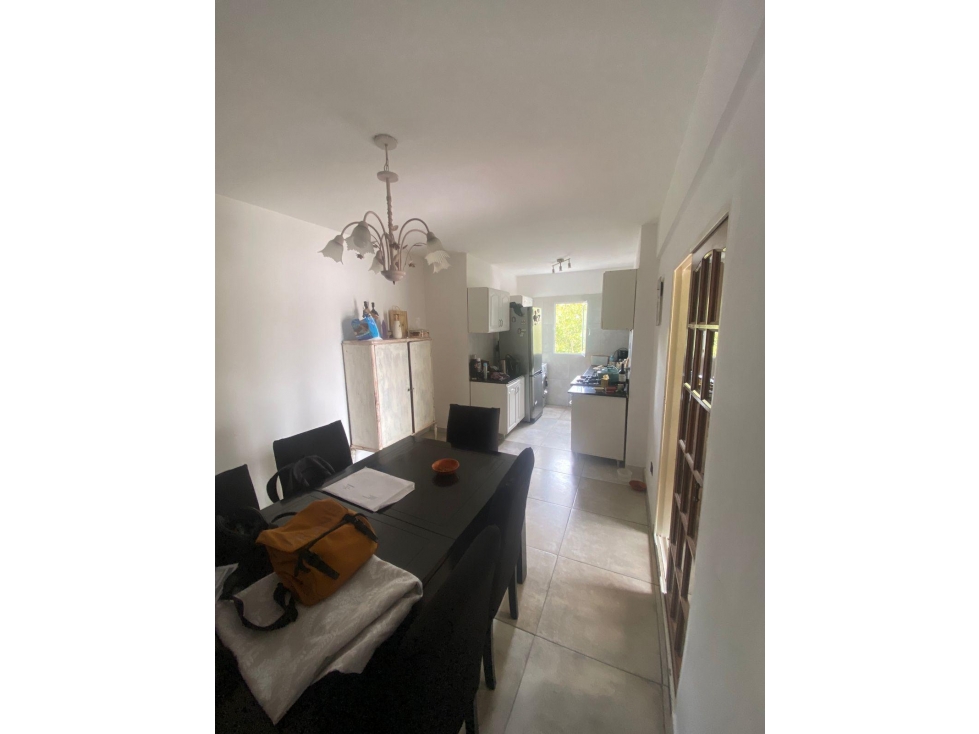 Departamento en venta Los Hornos - 3 Habitaciones - Terraza privada - 6