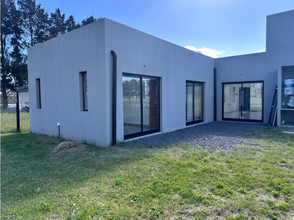 Casa a estrenar 2 dormitorios con pileta - 6