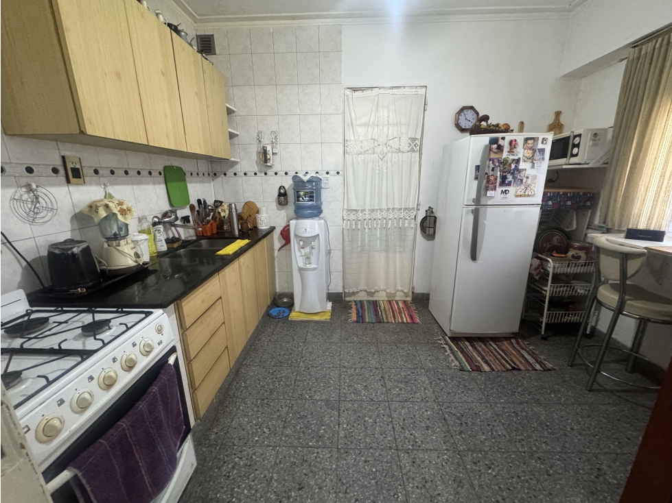 Casa en alquiler dos dormitorios con cochera La Plata - 5
