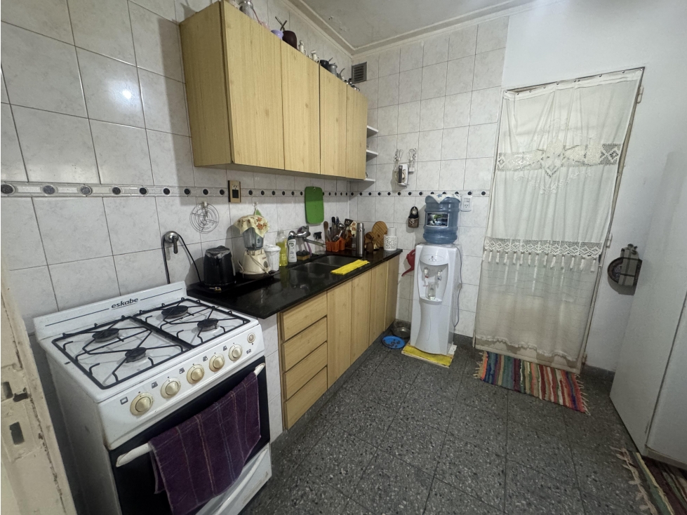 Casa en alquiler dos dormitorios con cochera La Plata - 6