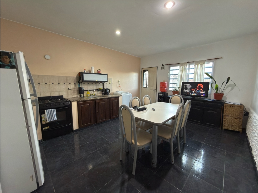 Duplex de 2 dormitorios en venta la plata — foto 4