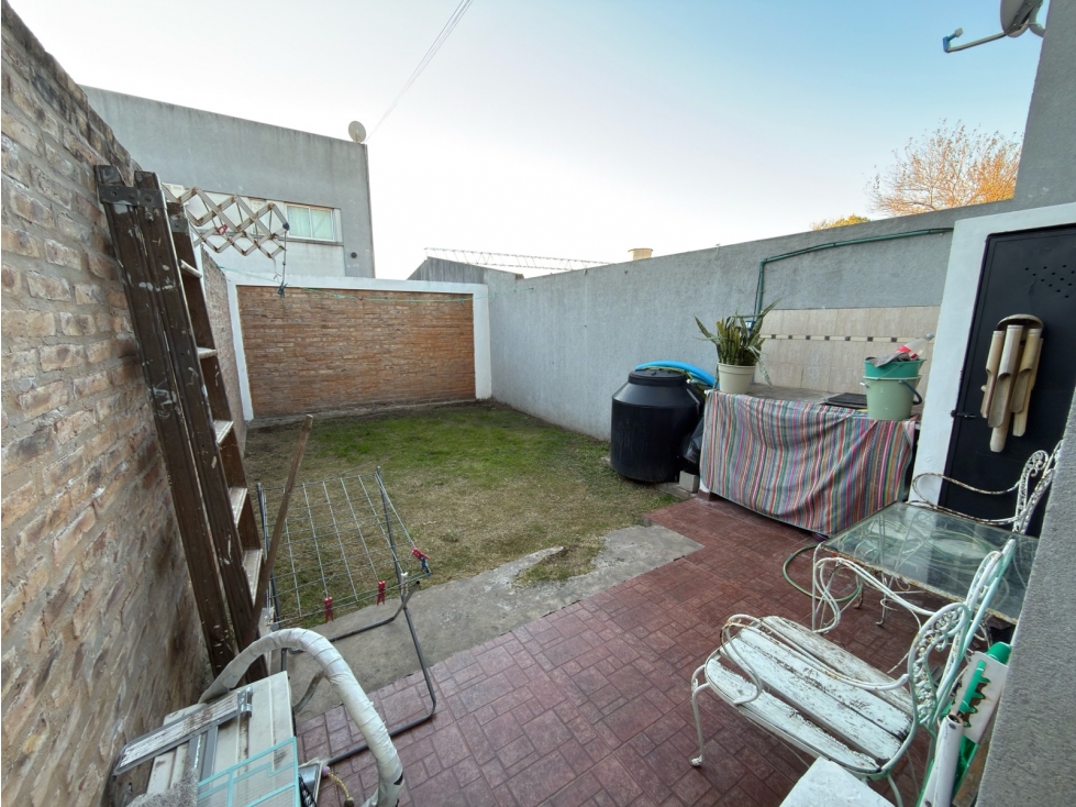 Duplex de 2 dormitorios en venta la plata — foto 6