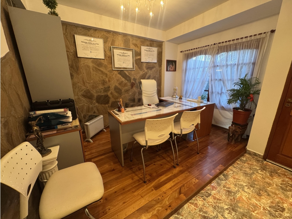 CASA EN VENTA BERISSO 3 DORMITORIOS, PARQUE COCHERA APTO BANCO - 4