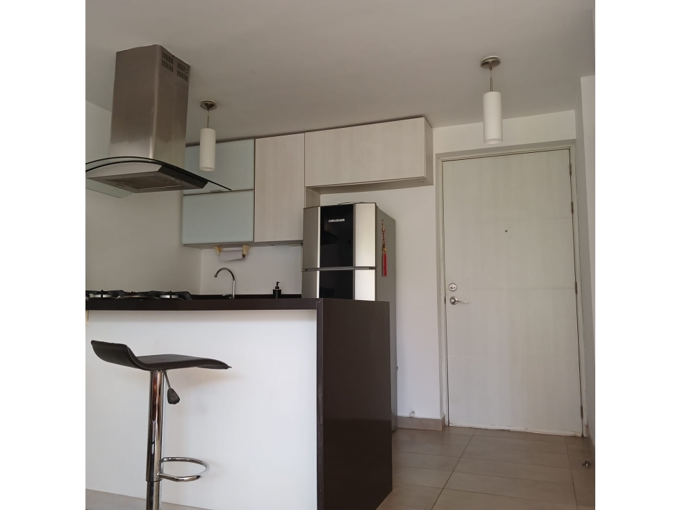 VENTA APARTAMENTO LOMA DE LOS BERNAL — foto 4