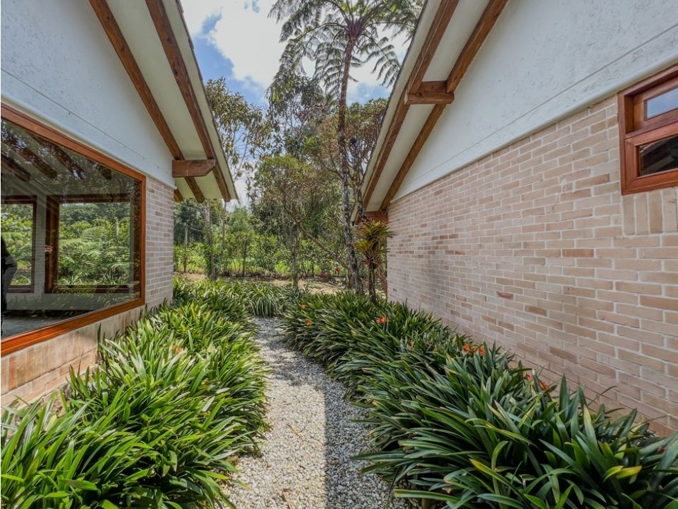 EXCLUSIVA CASA | ALTO DE LAS PALMAS — foto 4