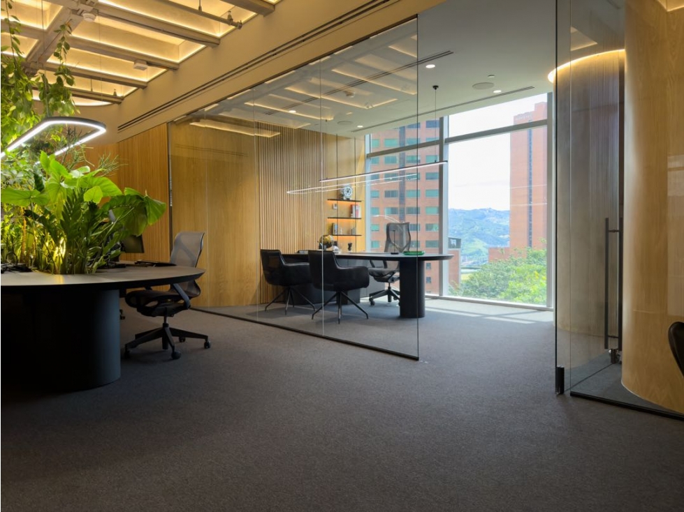 EXCLUSIVA OFICINA DE LUJO | EL POBLADO | A PUERTA CERRADA — foto 5