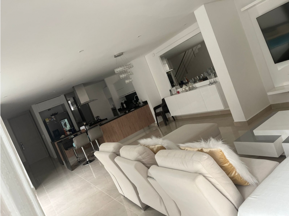 SE VENDE CASA DE TRES NIVELES EN CONDOMINIO - PANCE DC 10223141 — foto 2